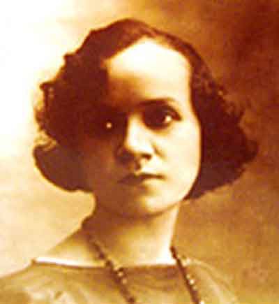 Matilde Hidalgo de Procel