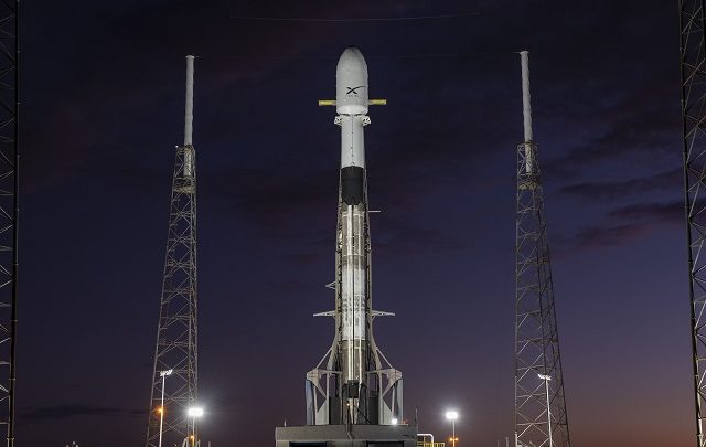 Watch the launch of the SpaceXs Falcon 9 Starlink satellite tonight