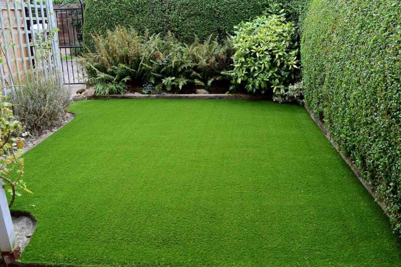 Tips For Artificial Grass Maintenance