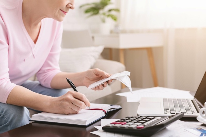9 Best Financial Management Strategies to Help You Manage Your Finances If You Lose Your Job