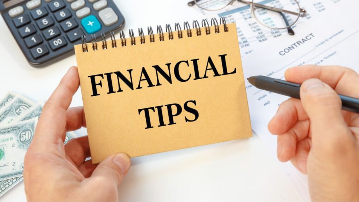 Small Businesses can Benefit from These Five Useful Financial Tips in the Upcoming Fiscal Year (1)